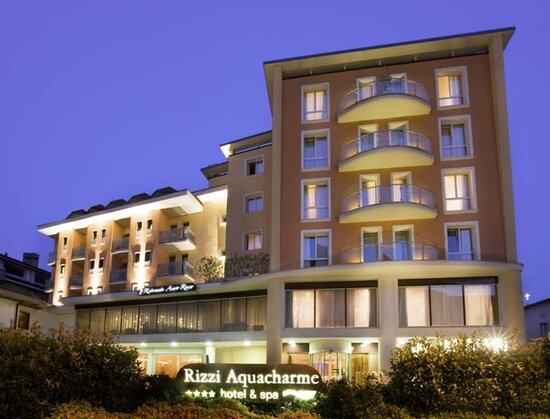 Hotel Rizzi Aquacharme - Vista Esterna Principale